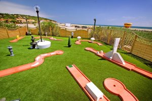 Camping Mer Sable Soleil : Mini Golf1