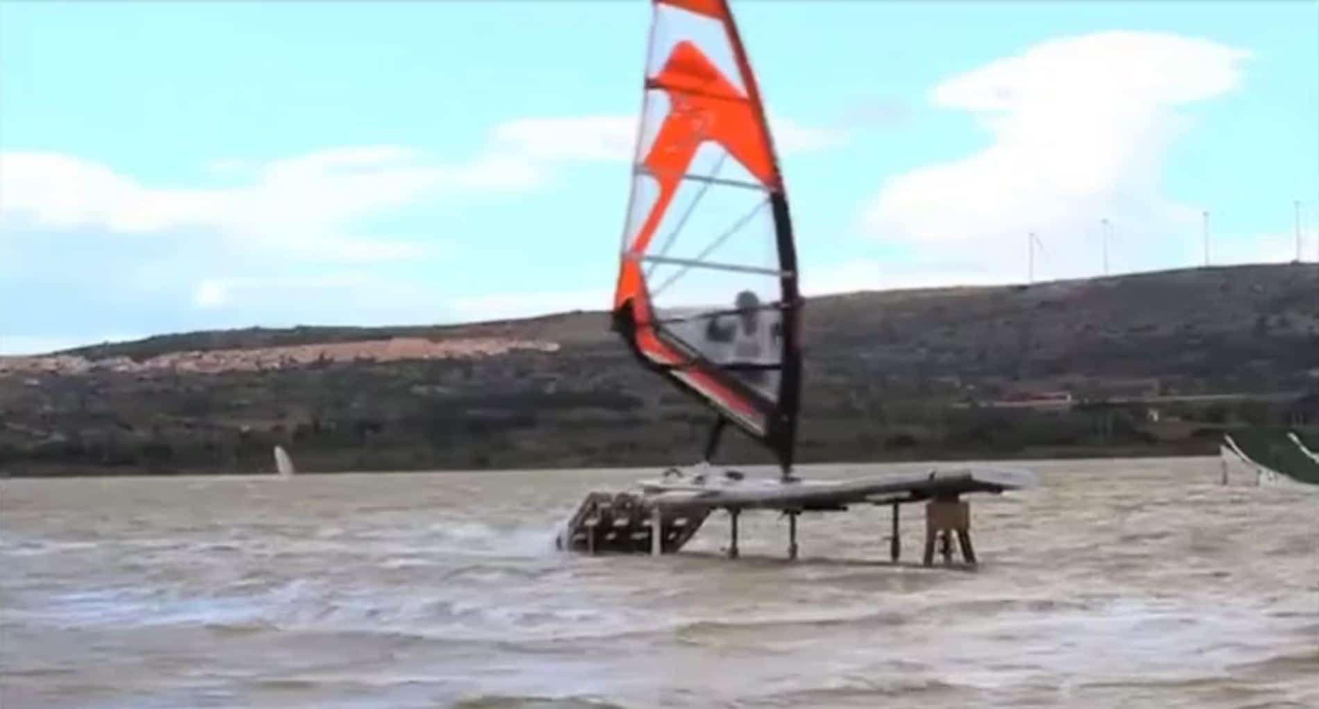 windsurf plage leucate